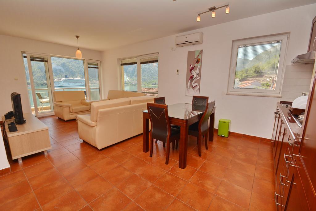 Apartments Vista Muo Kotor Bagian luar foto