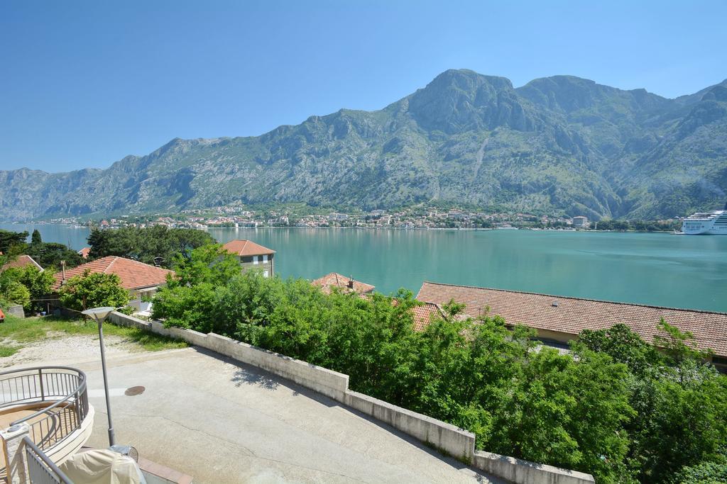 Apartments Vista Muo Kotor Bagian luar foto